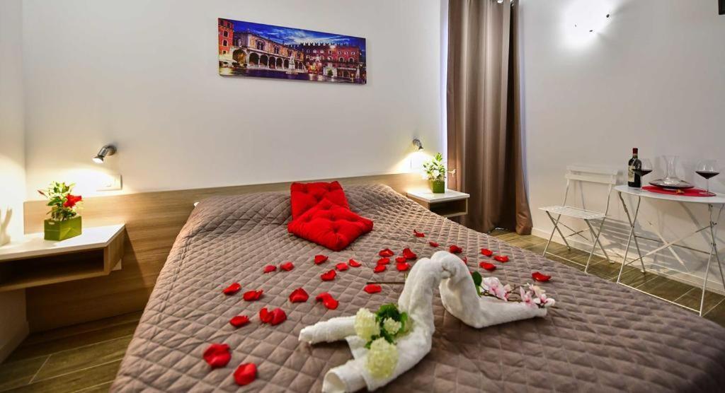 La Terrazza Sul Garda Hotell Exteriör bild